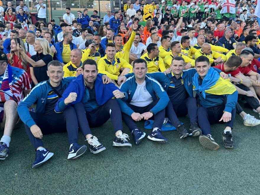 Знову  чемпіони