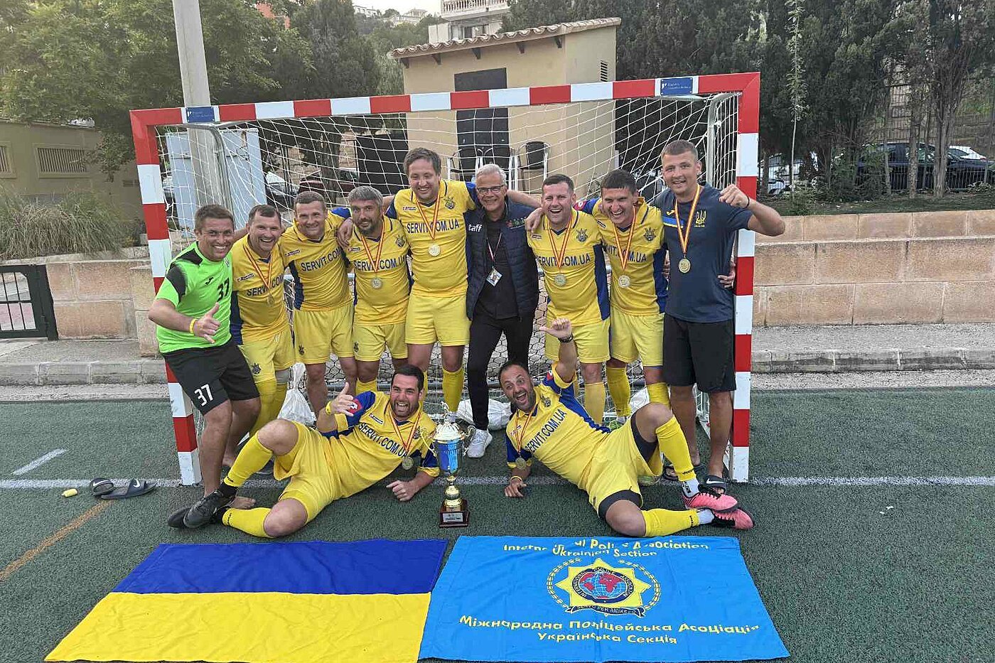 Знову  чемпіони